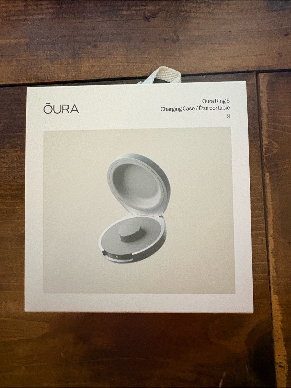 Oura Ring 5 Charging Case for Size 9 Ring - Picture 3 of 4